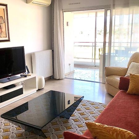 Central Park Apartment Кан Екстериор снимка