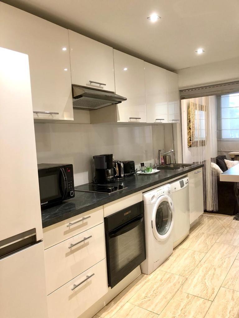 Central Park Apartment Кан Екстериор снимка
