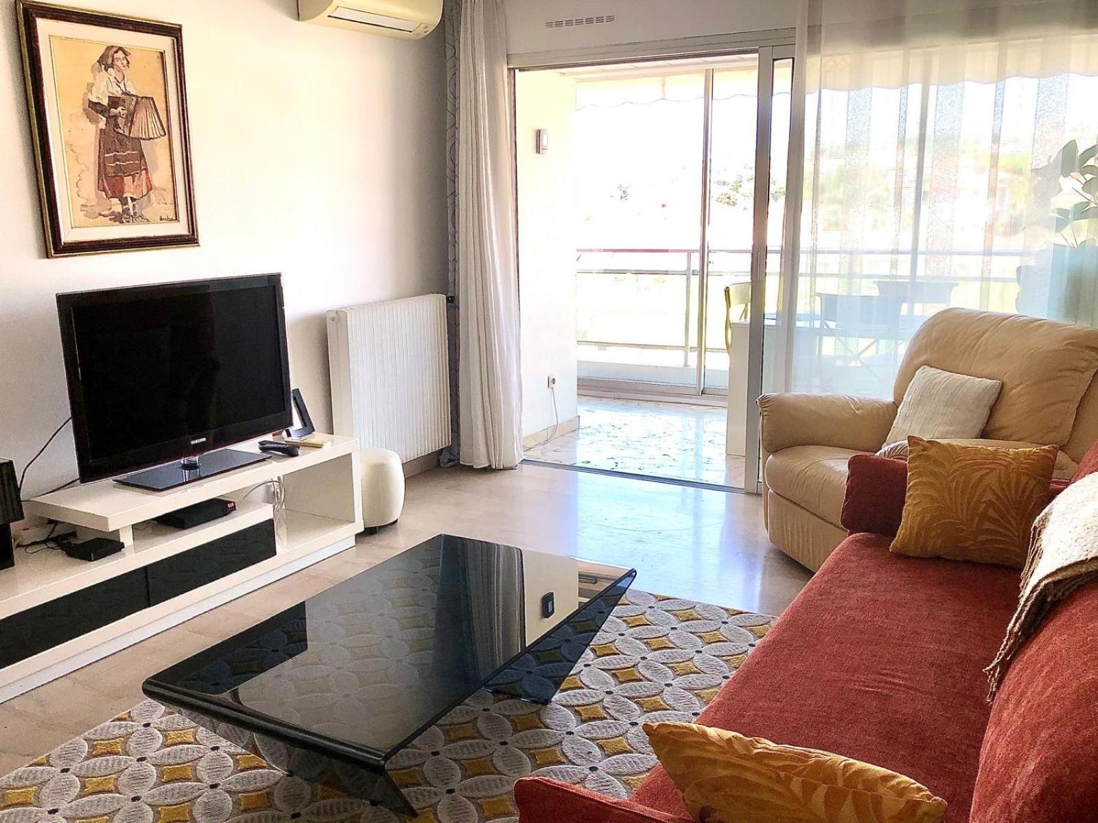 Central Park Apartment Кан Екстериор снимка