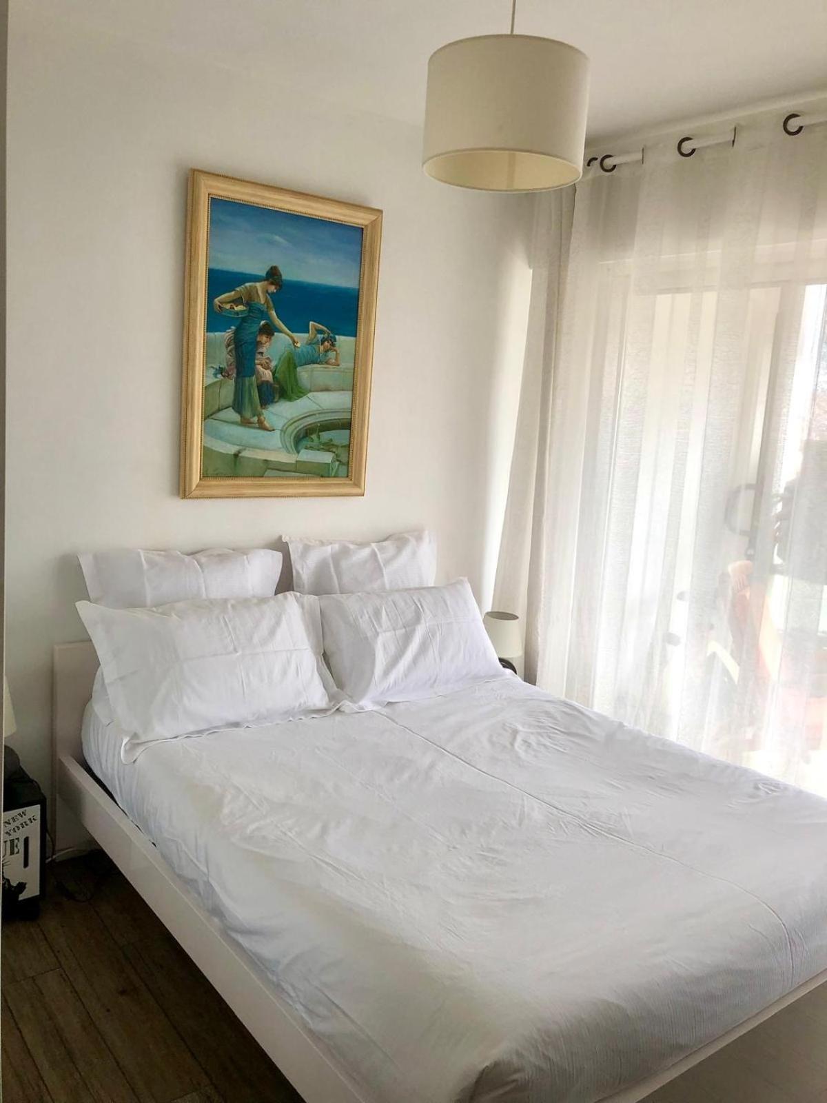 Central Park Apartment Кан Екстериор снимка