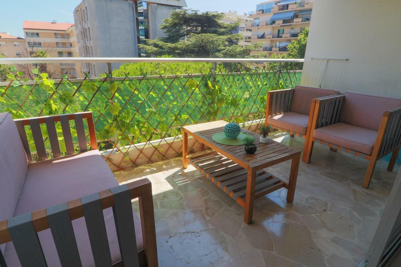 Central Park Apartment Кан Екстериор снимка