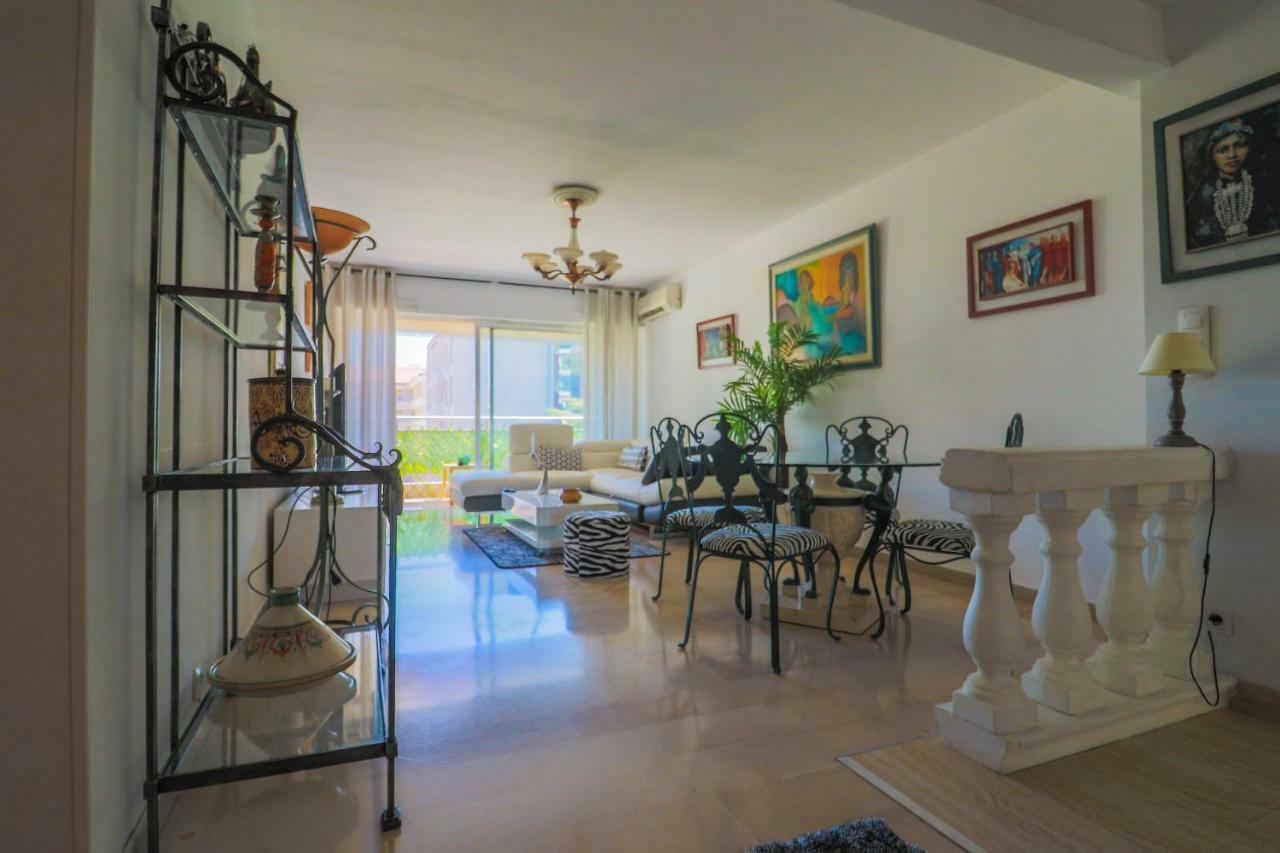 Central Park Apartment Кан Екстериор снимка