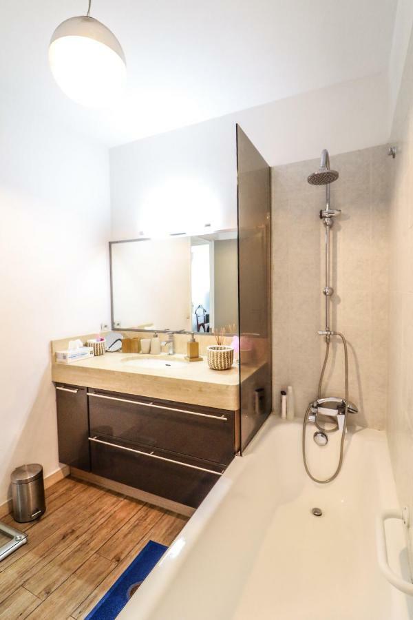 Central Park Apartment Кан Екстериор снимка