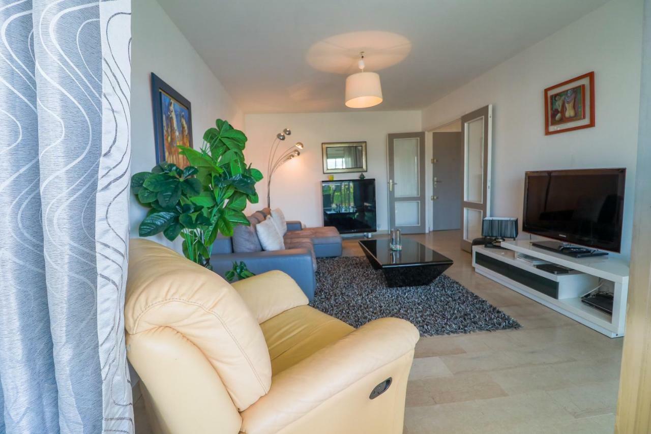 Central Park Apartment Кан Екстериор снимка
